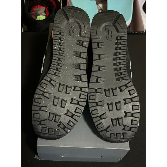 New Balance 574 Black Pink / Size 6Y (7.5W) / Brand New - Picture 3 of 9